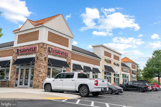 $764,980 | 9117 Hunting Pines Place, Fairfax, VA 22032