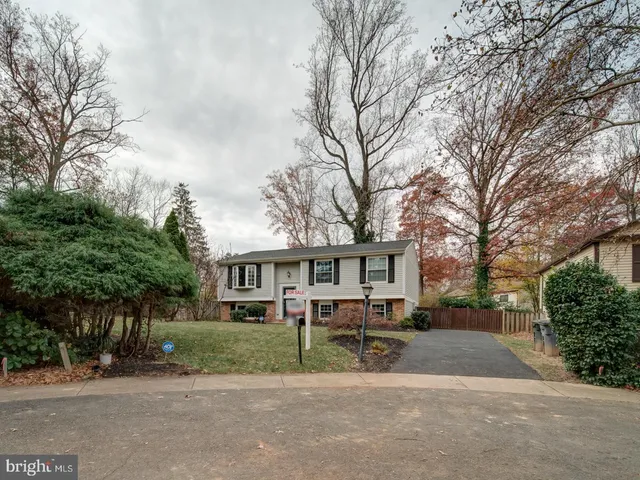 $764,980 | 9117 Hunting Pines Place, Fairfax, VA 22032