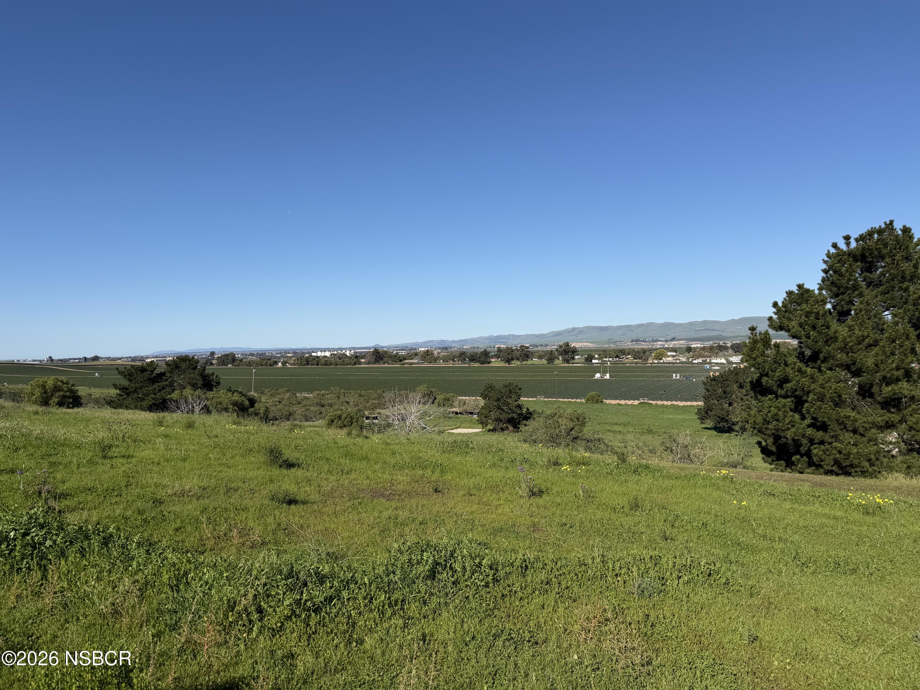 2075 Cambridge Way Santa Maria, CA 93454 - Photo 43 of 48 IMG_5601