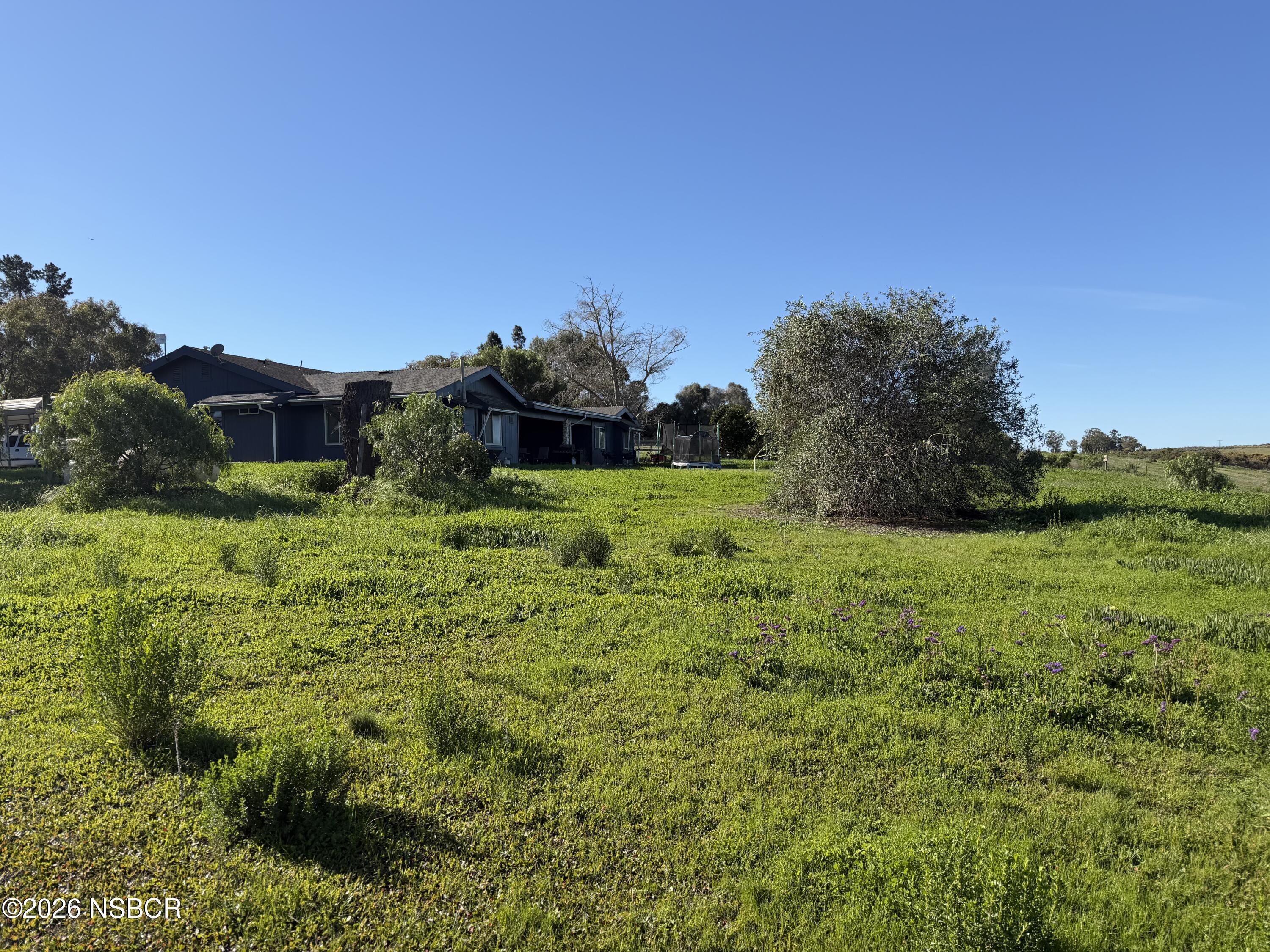2075 Cambridge Way Santa Maria, CA 93454 - Photo 44 of 48 IMG_5599