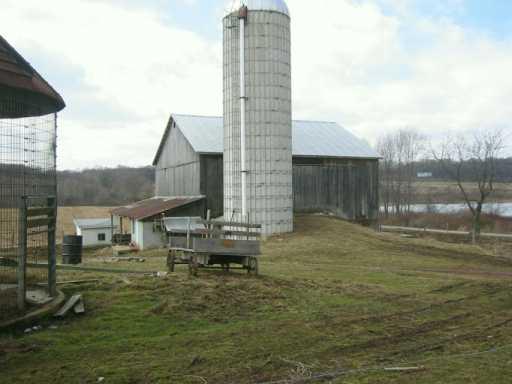 220 Drake Road New Wilmington, PA 16142 - Photo 2 of 3 Stable/Barn.