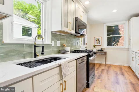 $550,000 | 1801 Hawthorne Avenue, Havertown, PA 19083