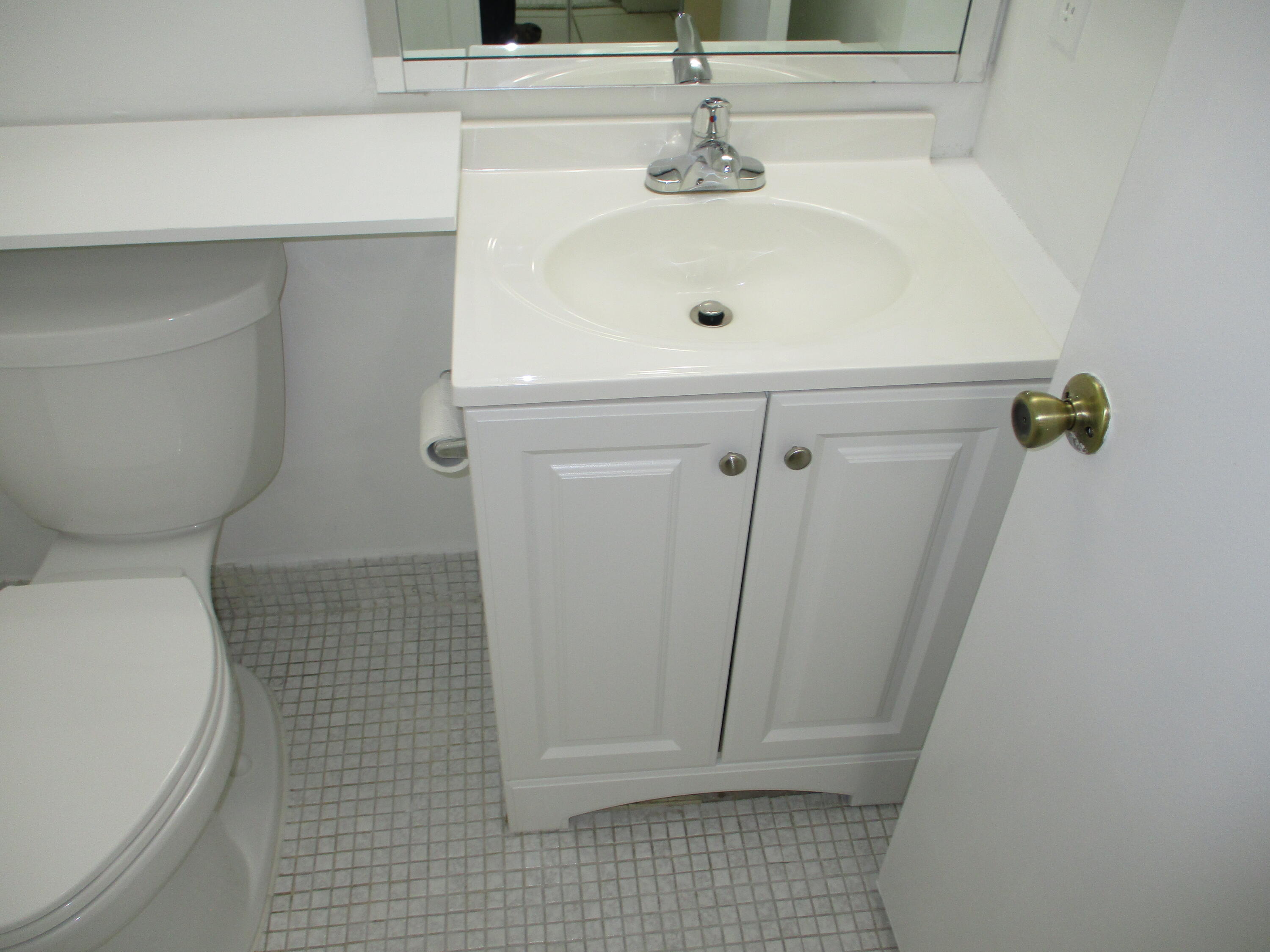 506 Mansfield M Boca Raton, FL 33434 - Photo 8 of 37 IMG_0539