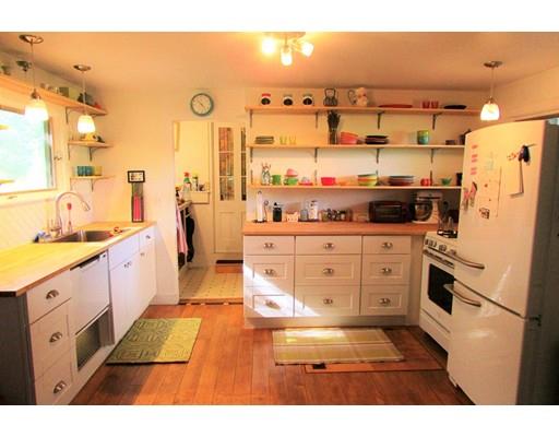 247 Stage Road Cummington, MA 01026 - Photo 5 of 33 Gallery Image 5
