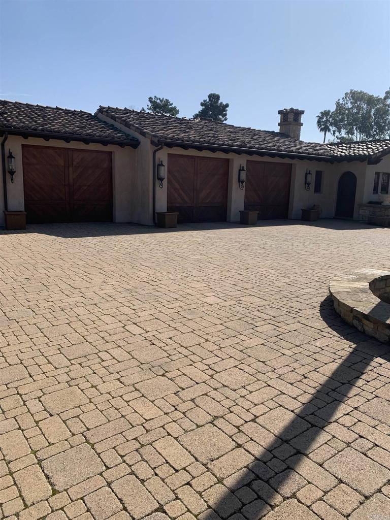 6858 Las Colinas Rancho Santa Fe, CA 92067 - Photo 10 of 23 a view of a terrace
