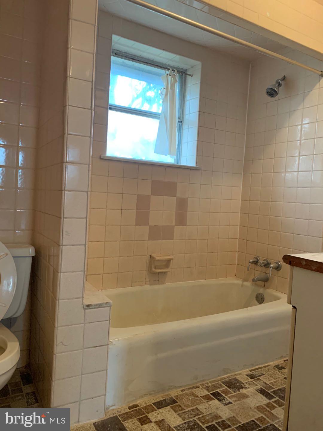 5734 Keystone Street Philadelphia, PA 19135 - Photo 7 of 12 bathroom