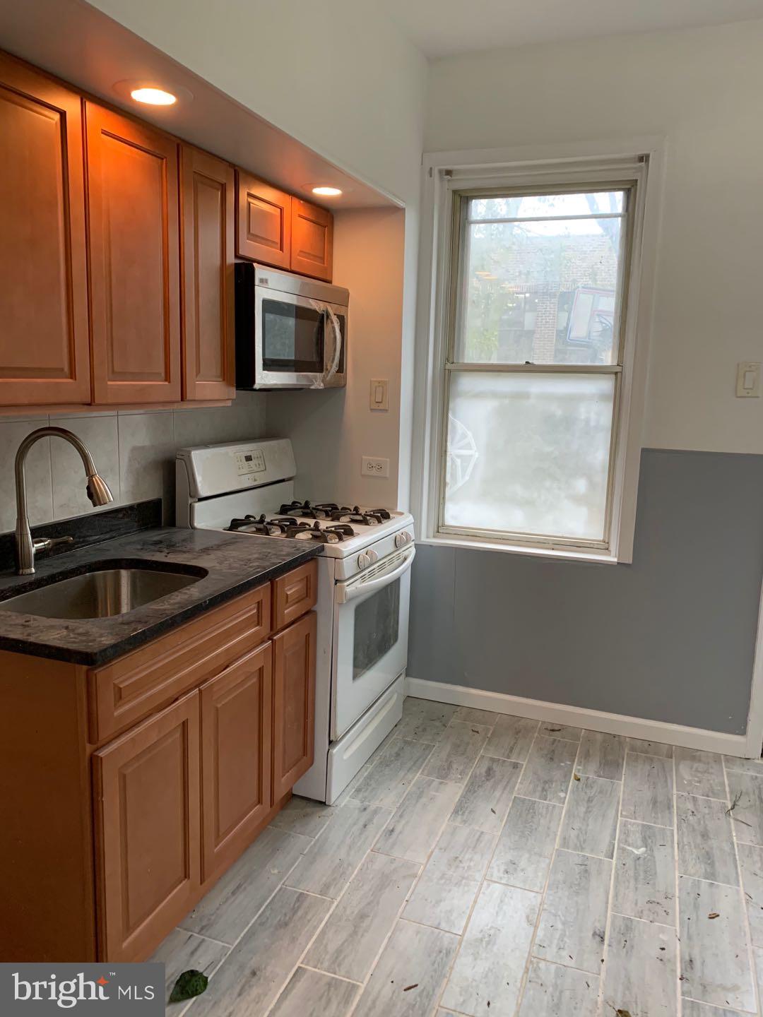 5734 Keystone Street Philadelphia, PA 19135 - Photo 9 of 12 Kitchen