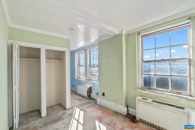 $195,000 | 500 Court Square, Unit 406, Charlottesville, VA 22902