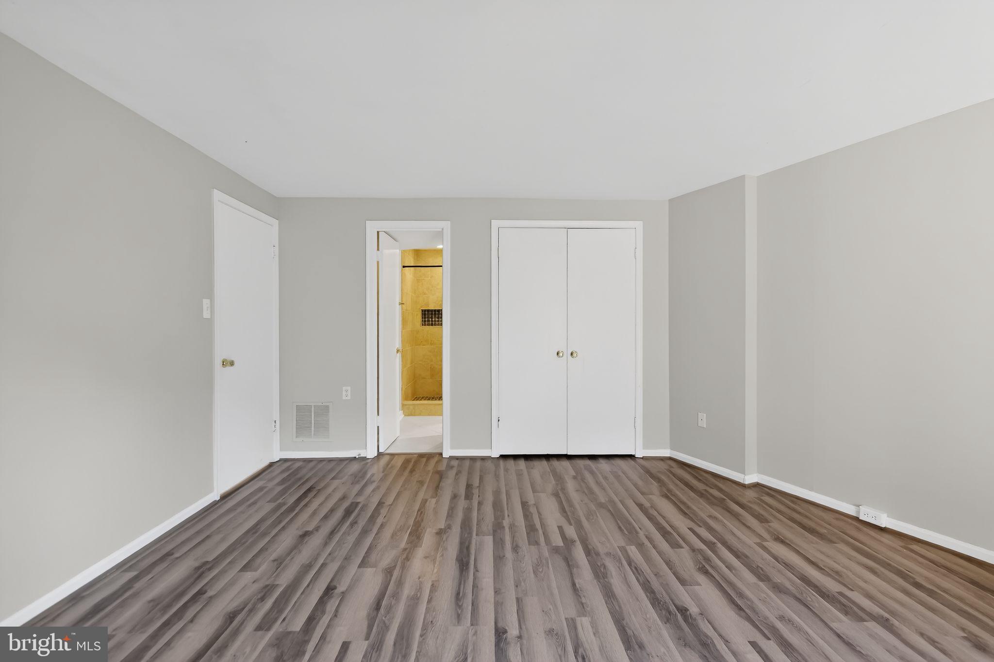 11186 Silentwood Lane Reston, VA 20191 - Photo 19 of 26