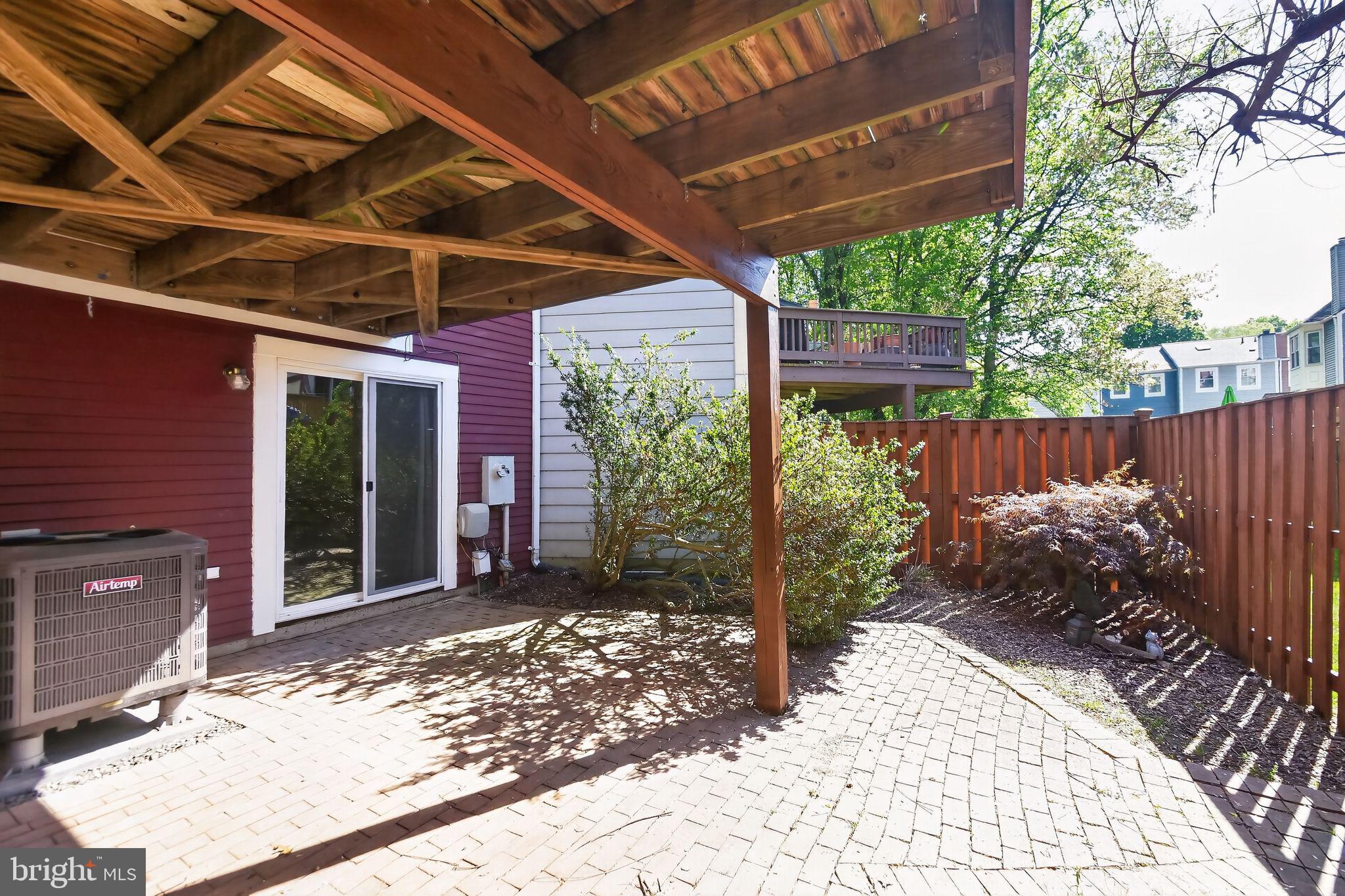 11186 Silentwood Lane Reston, VA 20191 - Photo 25 of 26