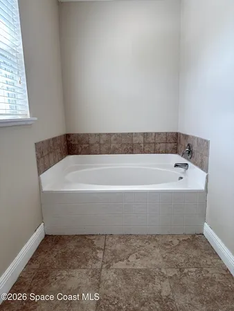 $2,400 | 1718 Sawgrass Drive Southwest, Palm Bay, FL 32908