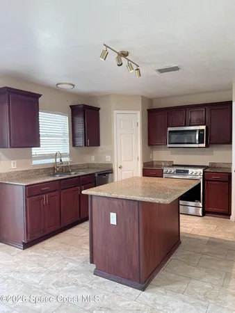 $2,400 | 1718 Sawgrass Drive Southwest, Palm Bay, FL 32908