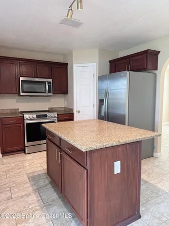 $2,400 | 1718 Sawgrass Drive Southwest, Palm Bay, FL 32908
