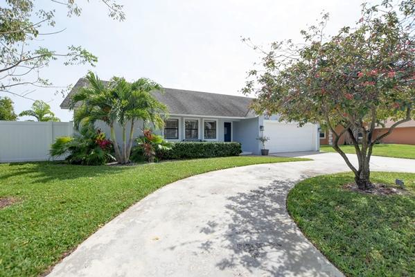 1520 Cormorant Road Delray Beach, FL 33444 - Photo 2 of 35 Front