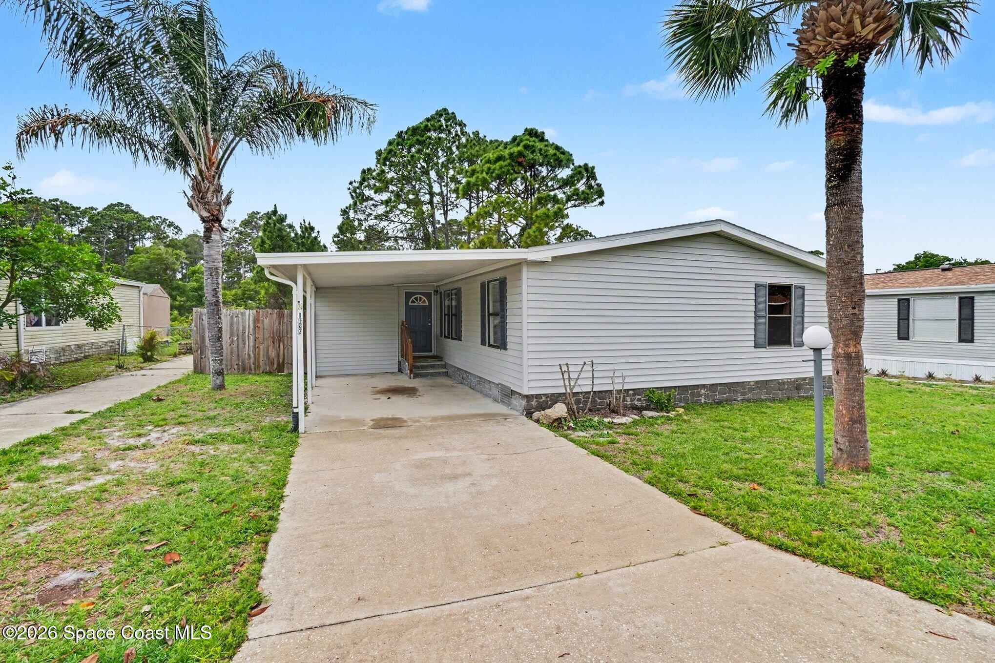 1639 Ridge Drive Cocoa, FL 32926 - Photo 3 of 27 003_file_2413