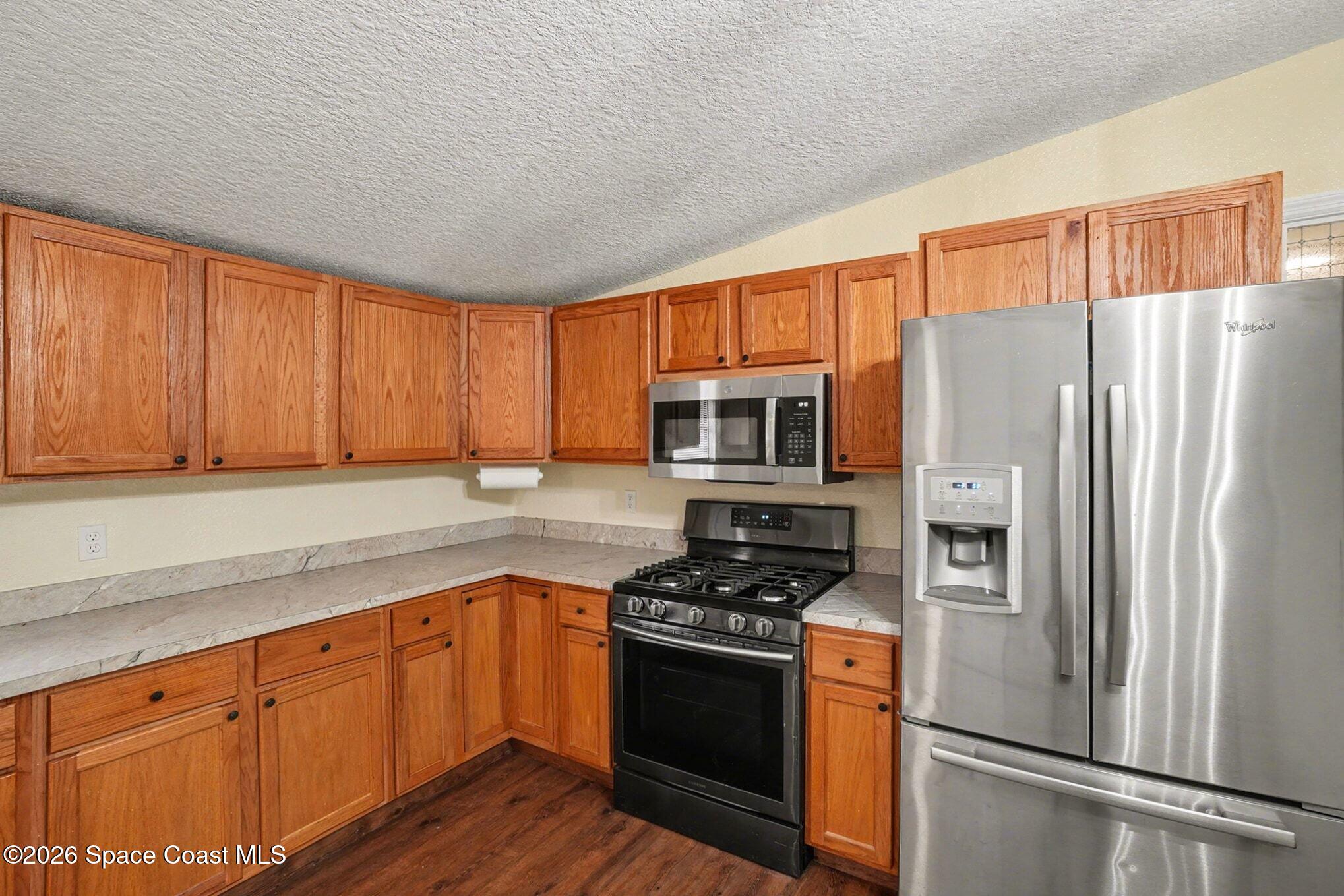 1639 Ridge Drive Cocoa, FL 32926 - Photo 10 of 27 011_file_8353