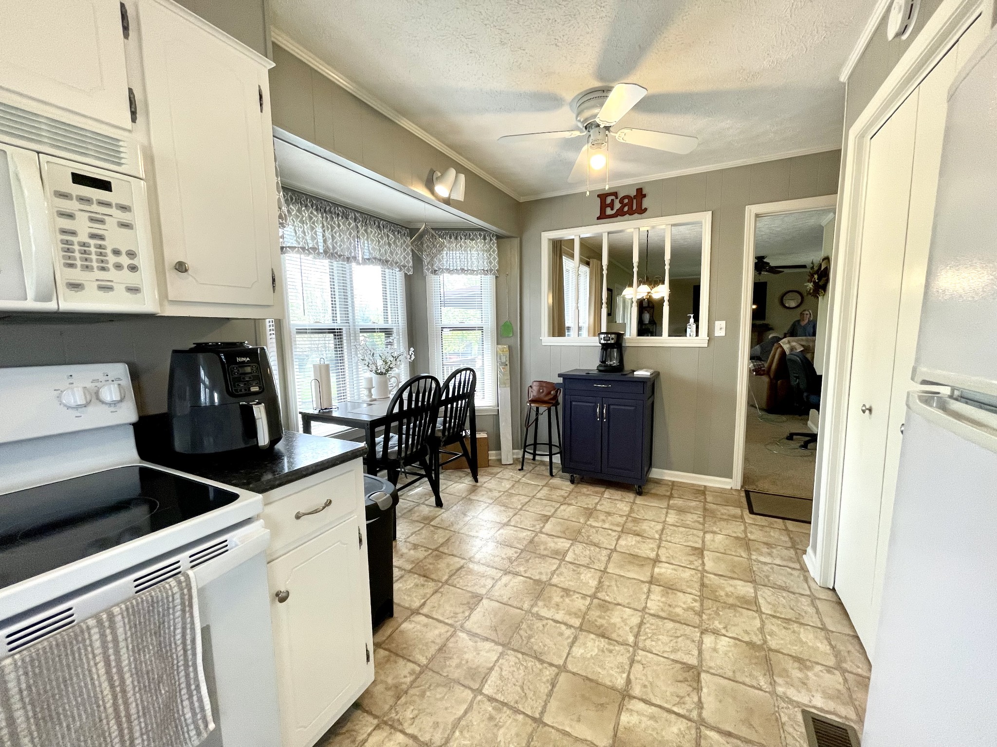 5665 Princeton Road Hopkinsville, KY 42240 - Photo 7 of 28 Gallery Image 7