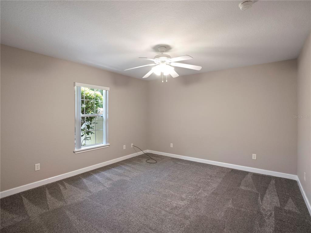 1258 Northeast 51st Loop Ocala, FL 34479 - Photo 23 of 42