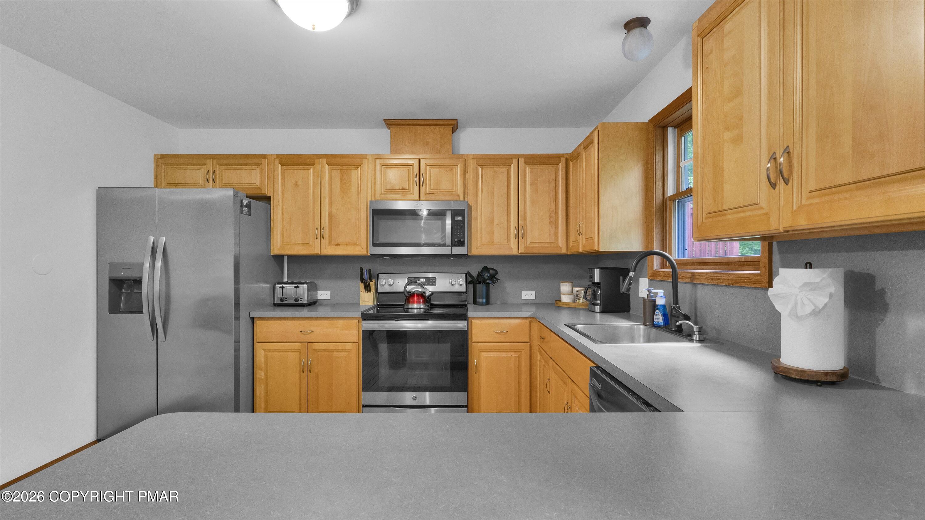 1727 Clover Road North Long Pond, PA 18334 - Photo 15 of 47 23-DSC06514