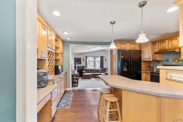 $215,940 | 93 Ripplebrook Lane, Manlius, NY 13116