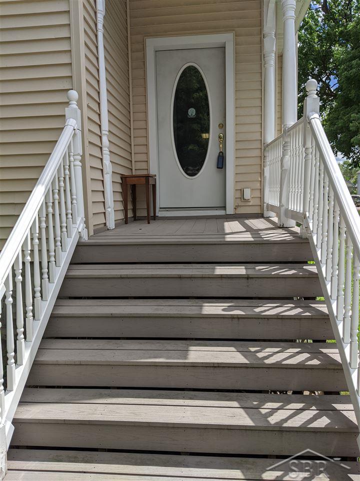 1900 3rd Street Bay City, MI 48708 - Photo 3 of 29 50026799-2.JPG