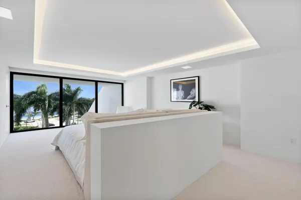 $6,950,000 | 529 South Flagler Drive, Unit TH3E, West Palm Beach, FL 33401