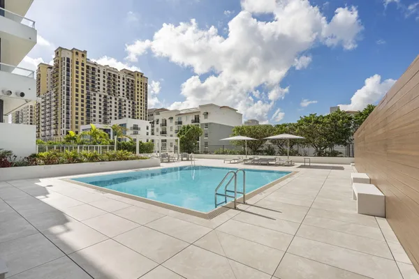$6,950,000 | 529 South Flagler Drive, Unit TH3E, West Palm Beach, FL 33401