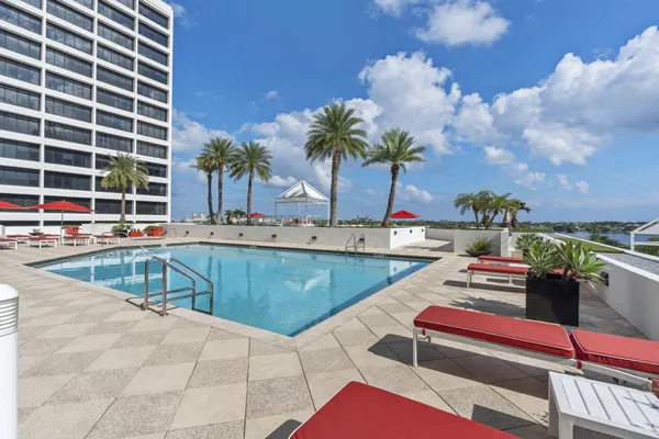$6,950,000 | 529 South Flagler Drive, Unit TH3E, West Palm Beach, FL 33401