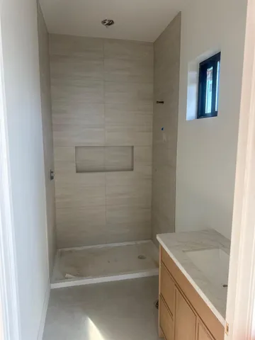 $1,100,000 | 401 East Street, Roseville, CA 95678