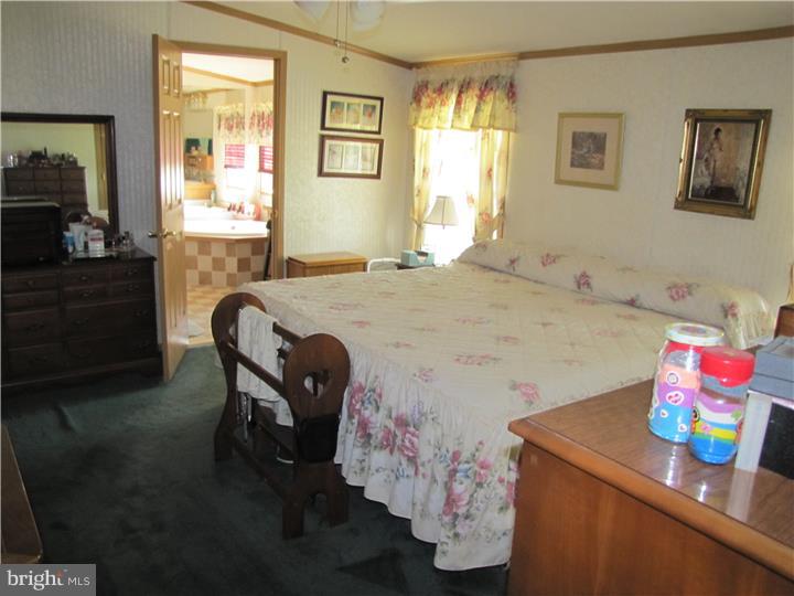 340 West Thatcher Road Quakertown, PA 18951 - Photo 18 of 19 Gallery Image 18