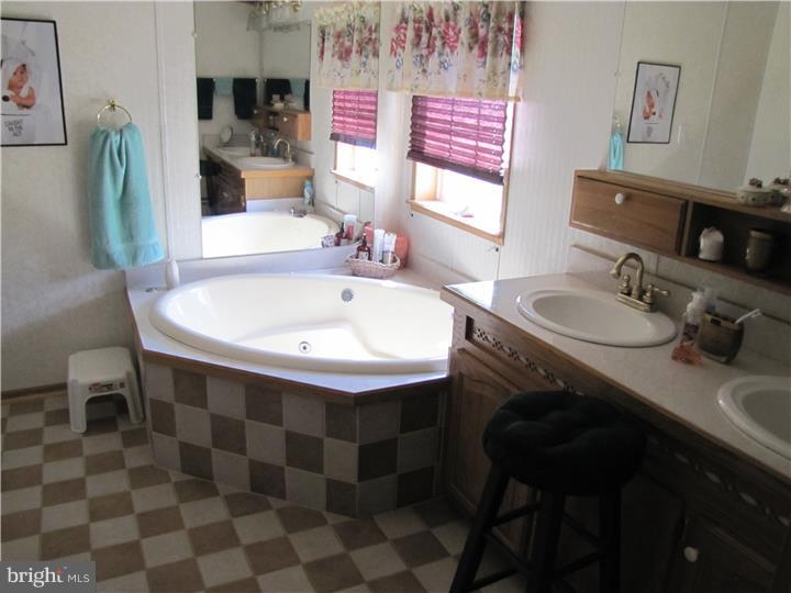 340 West Thatcher Road Quakertown, PA 18951 - Photo 19 of 19 Gallery Image 19