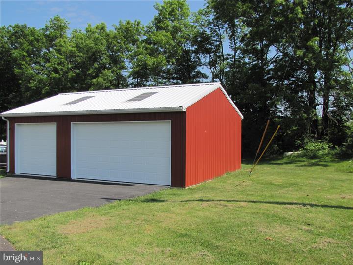 340 West Thatcher Road Quakertown, PA 18951 - Photo 7 of 19 Gallery Image 7