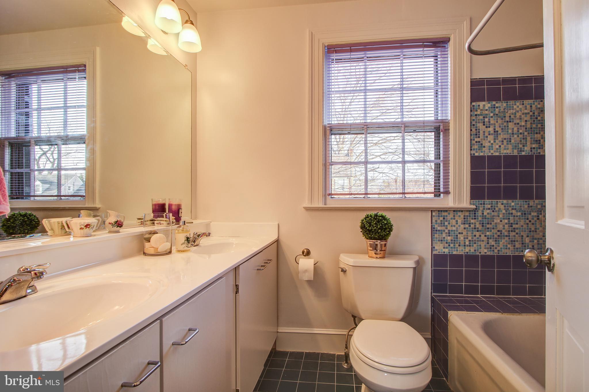 9418 Thornhill Road Silver Spring, MD 20901 - Photo 21 of 33
