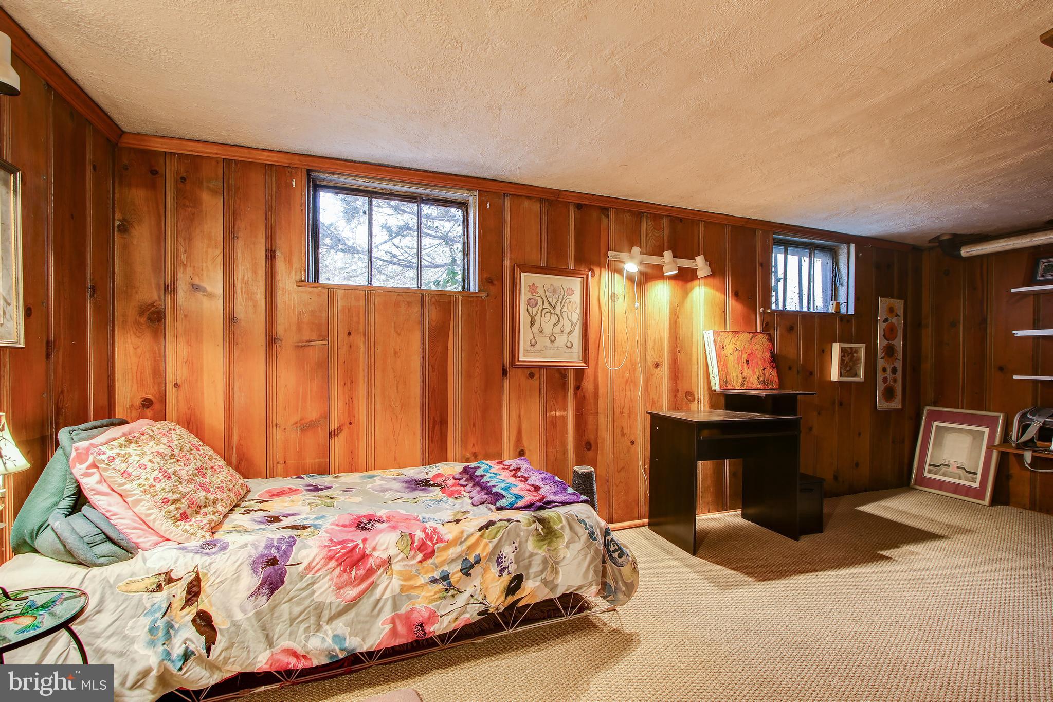 9418 Thornhill Road Silver Spring, MD 20901 - Photo 25 of 33