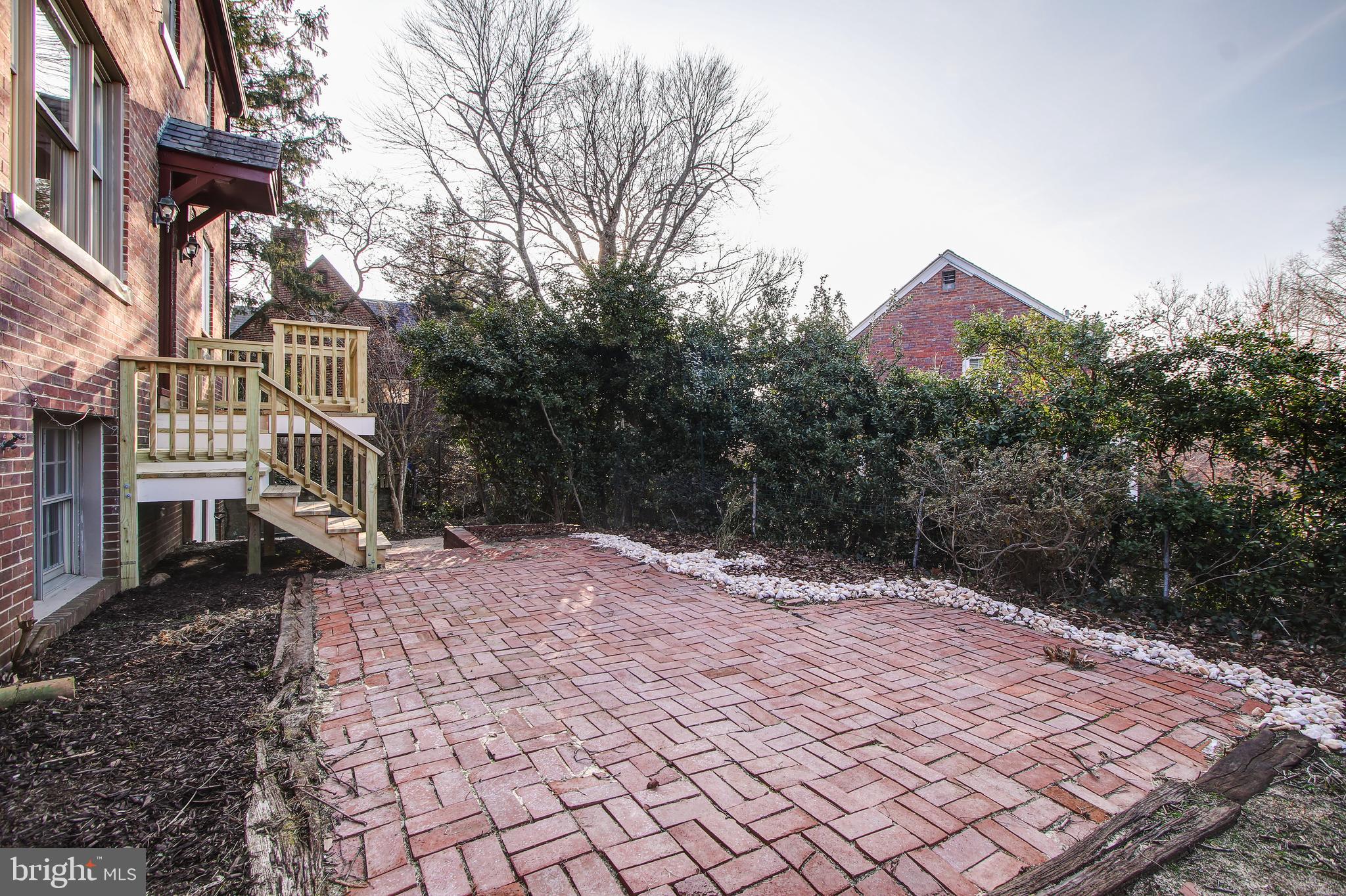 9418 Thornhill Road Silver Spring, MD 20901 - Photo 29 of 33