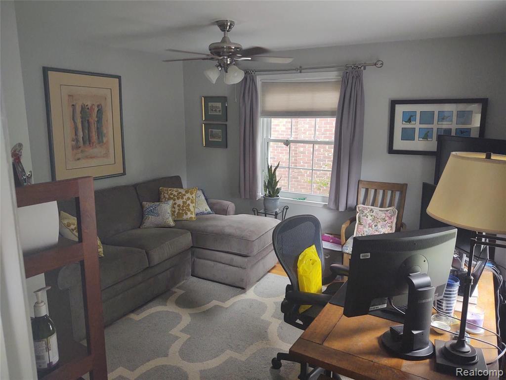 1901 Broadstone Road Grosse Pointe Woods, MI 48236 - Photo 14 of 22