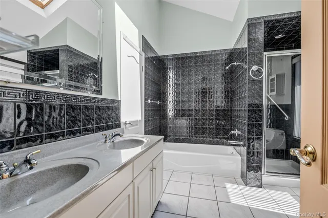 $1,498,000 | 145-53 9th Avenue | Whitestone