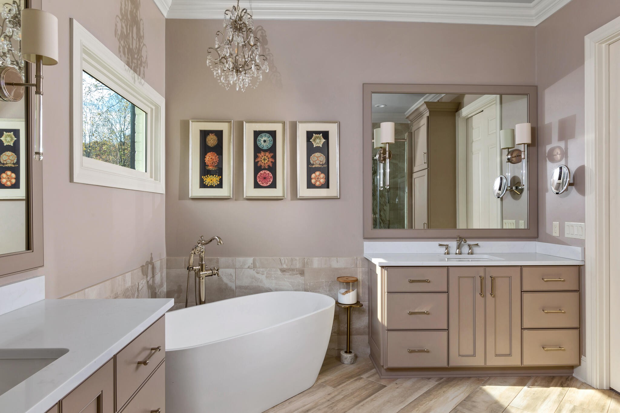 5561 Parker Branch Road Franklin, TN 37064 - Photo 16 of 21 a bathroom with a tub a sink and mirrors