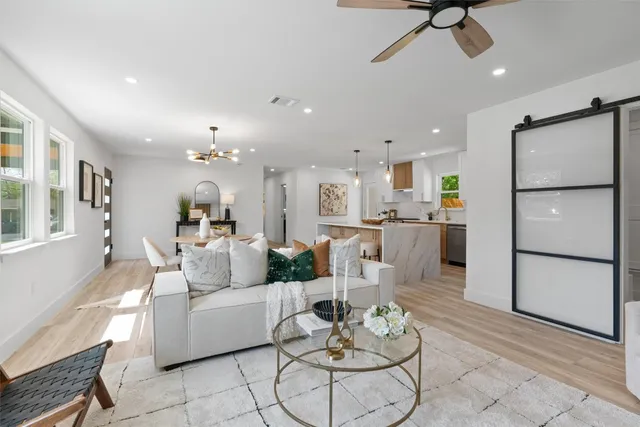 $3,100 | 5604 Overbrook Drive, Austin, TX 78723