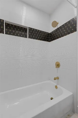 $3,100 | 5604 Overbrook Drive, Austin, TX 78723