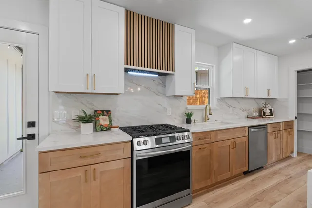 $3,100 | 5604 Overbrook Drive, Austin, TX 78723