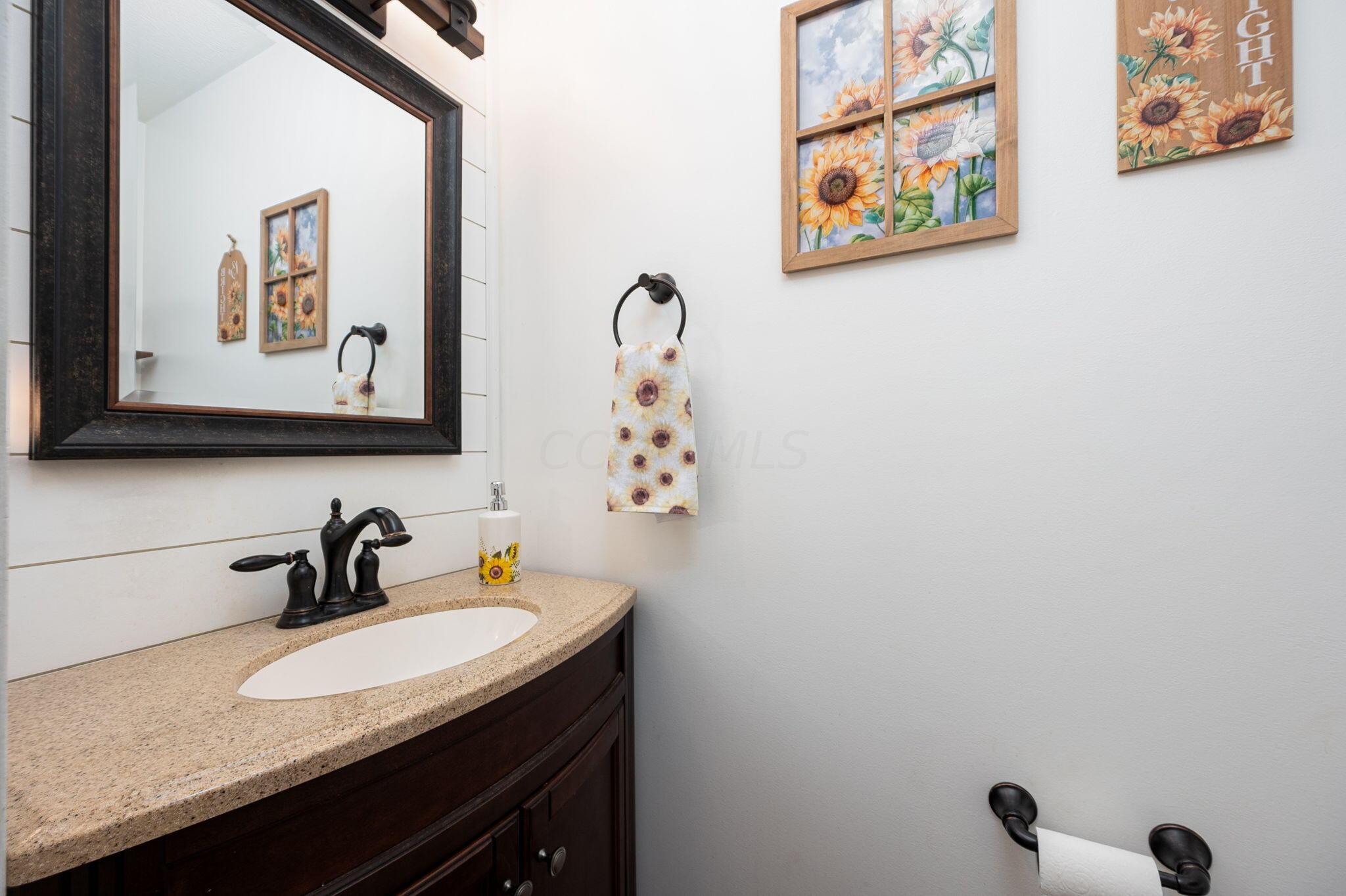 2577 Ridgeway Avenue Lancaster, OH 43130 - Photo 23 of 68 10-web-or-mls-2577 Ridgeway Ave 010