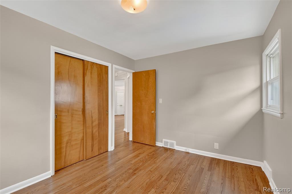 2400 Derby Road Birmingham, MI 48009 - Photo 24 of 38