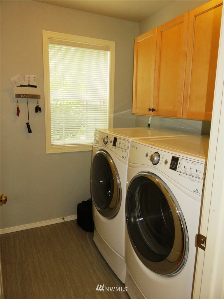 4809 Northeast 5th Street Renton, WA 98059 - Photo 8 of 19