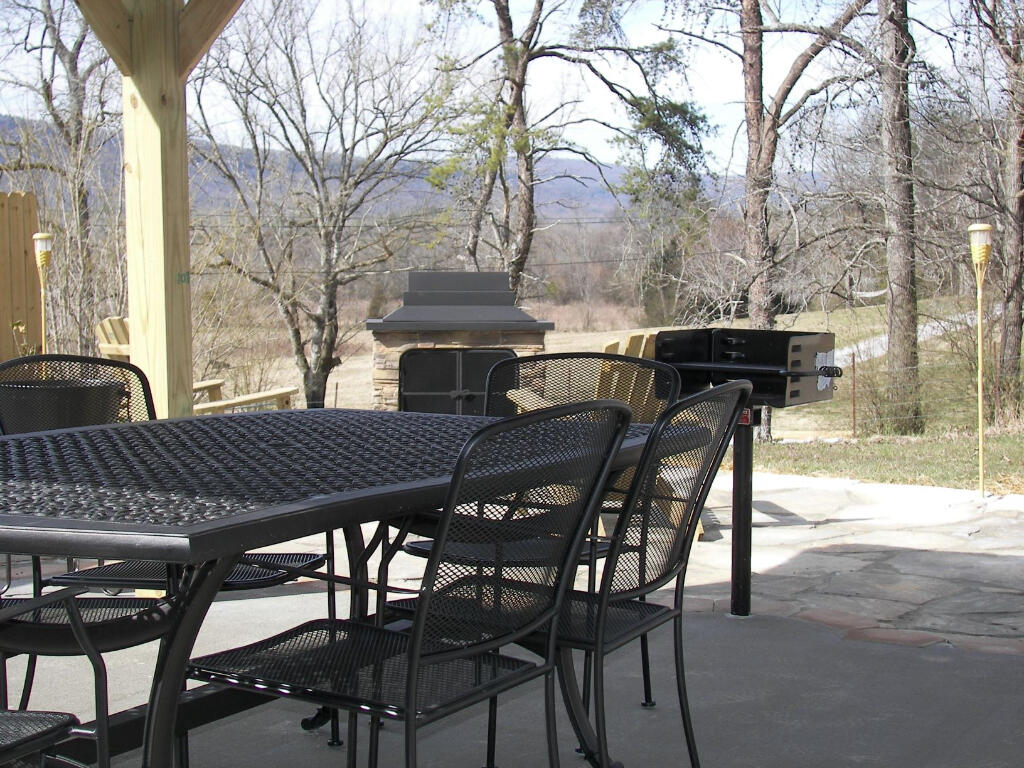 2016 Chattanooga Valley Road Flintstone, GA 30725 - Photo 3 of 6 01