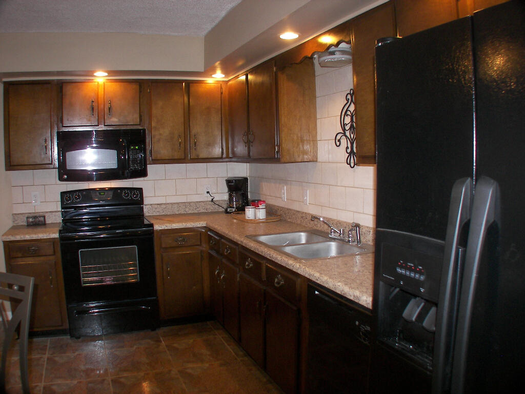 2016 Chattanooga Valley Road Flintstone, GA 30725 - Photo 5 of 6 03