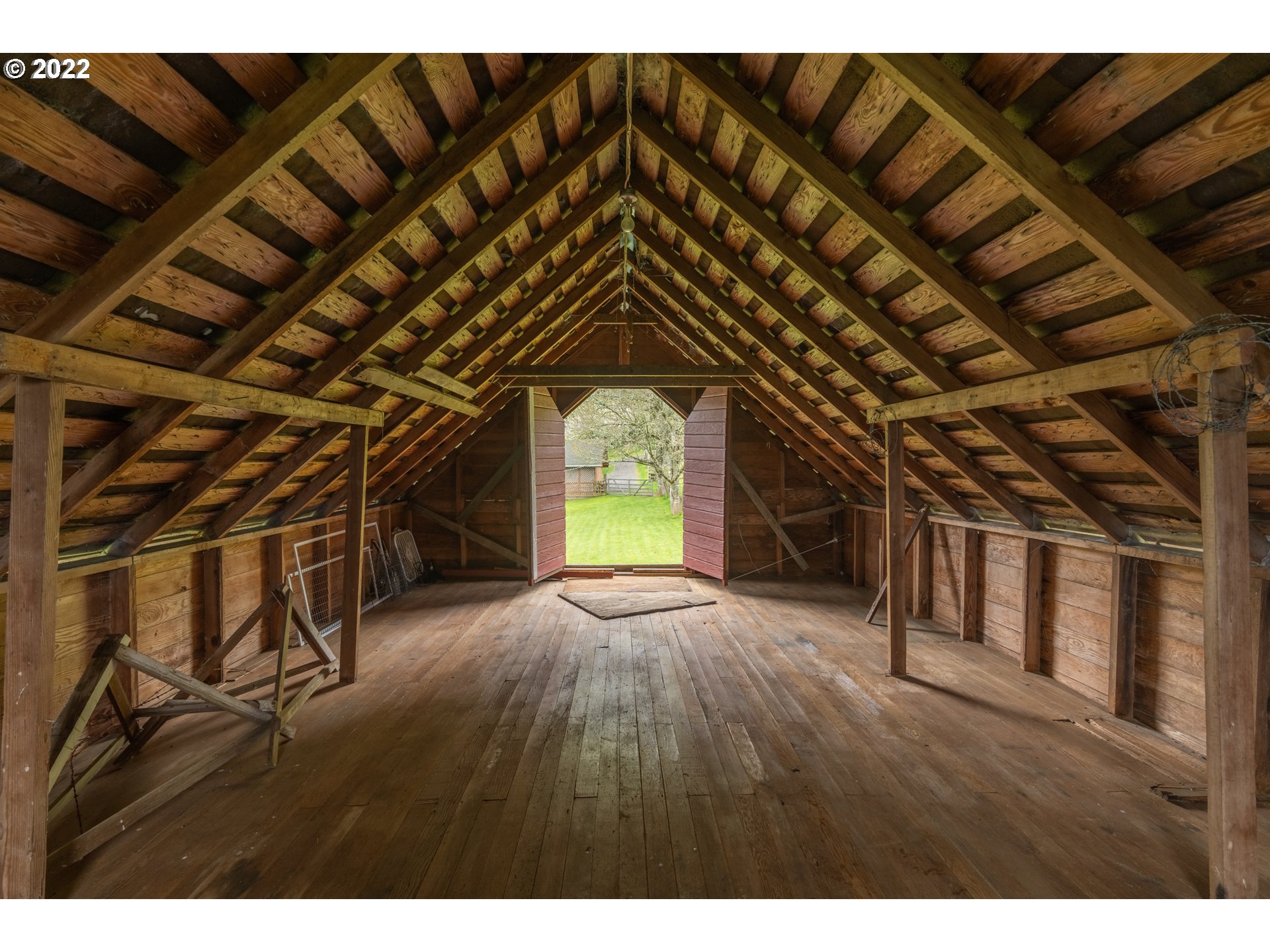 89907 Youngs River Road Astoria, OR 97103 - Photo 31 of 32 a view of an empty room