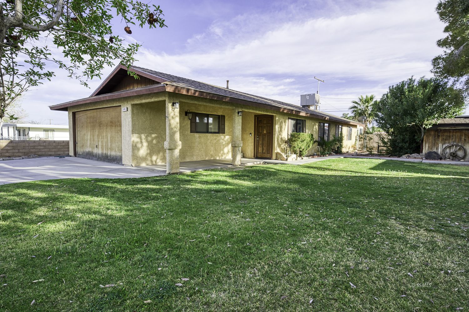 219 West Church Avenue Ridgecrest, CA 93555 - Photo 1 of 46