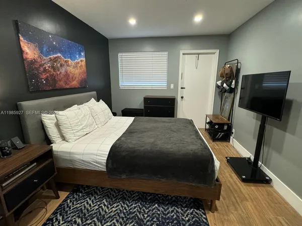 $1,800 | 2840 Taylor Street, Unit 28, Hollywood, FL 33020