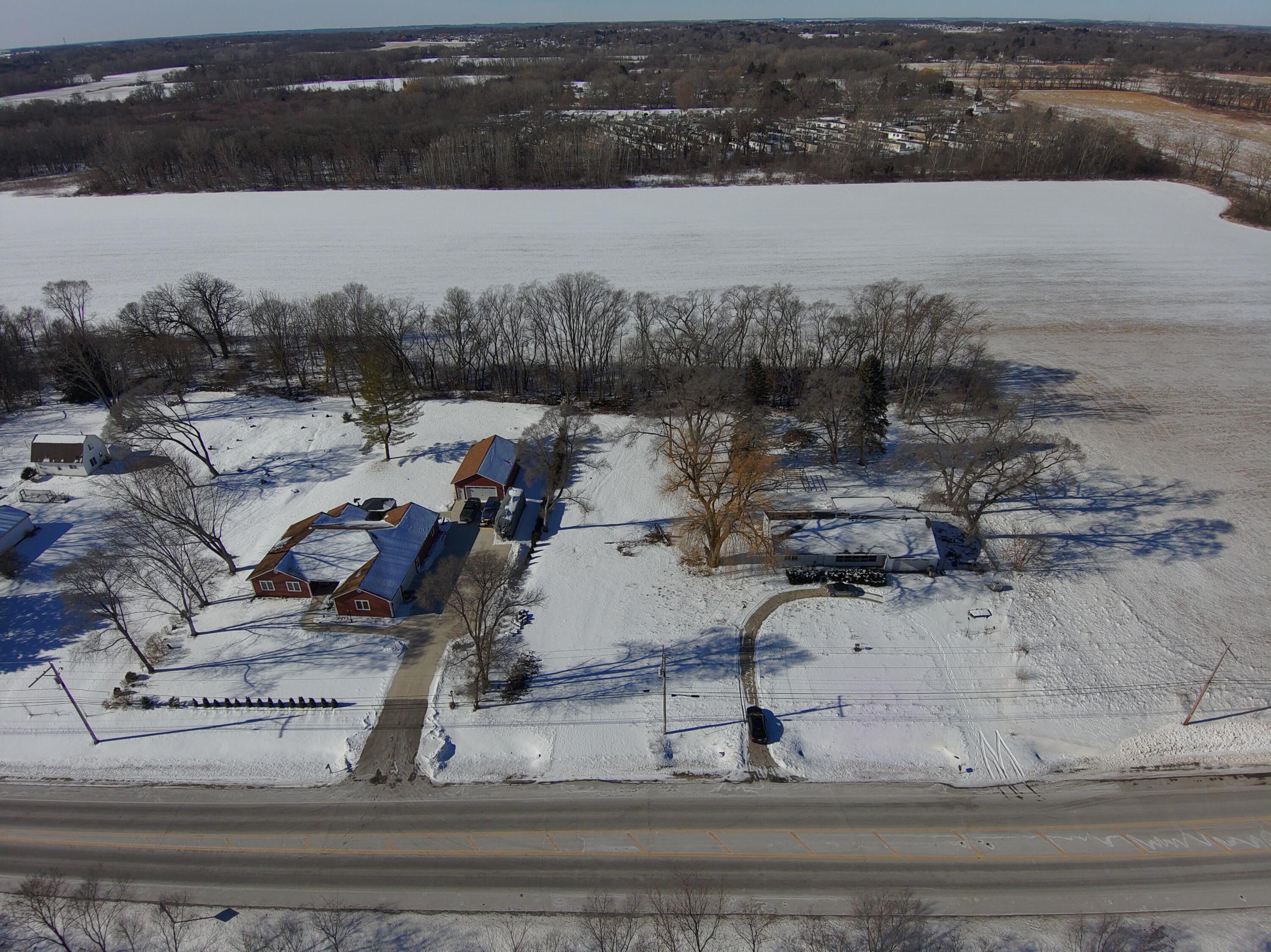 10534 Sheridan Road Pleasant Prairie, WI 53158 - Photo 12 of 13 S1000436